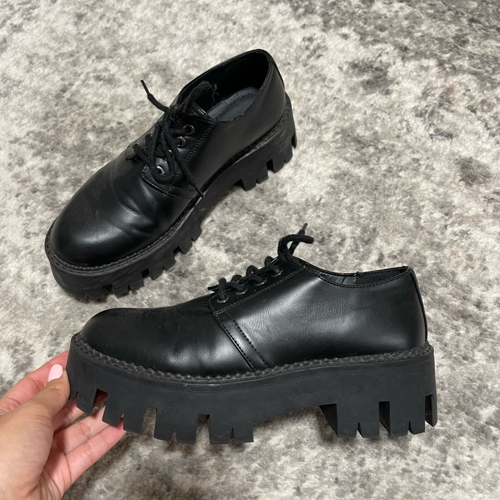 Bershka Platform Lug sole oxfords